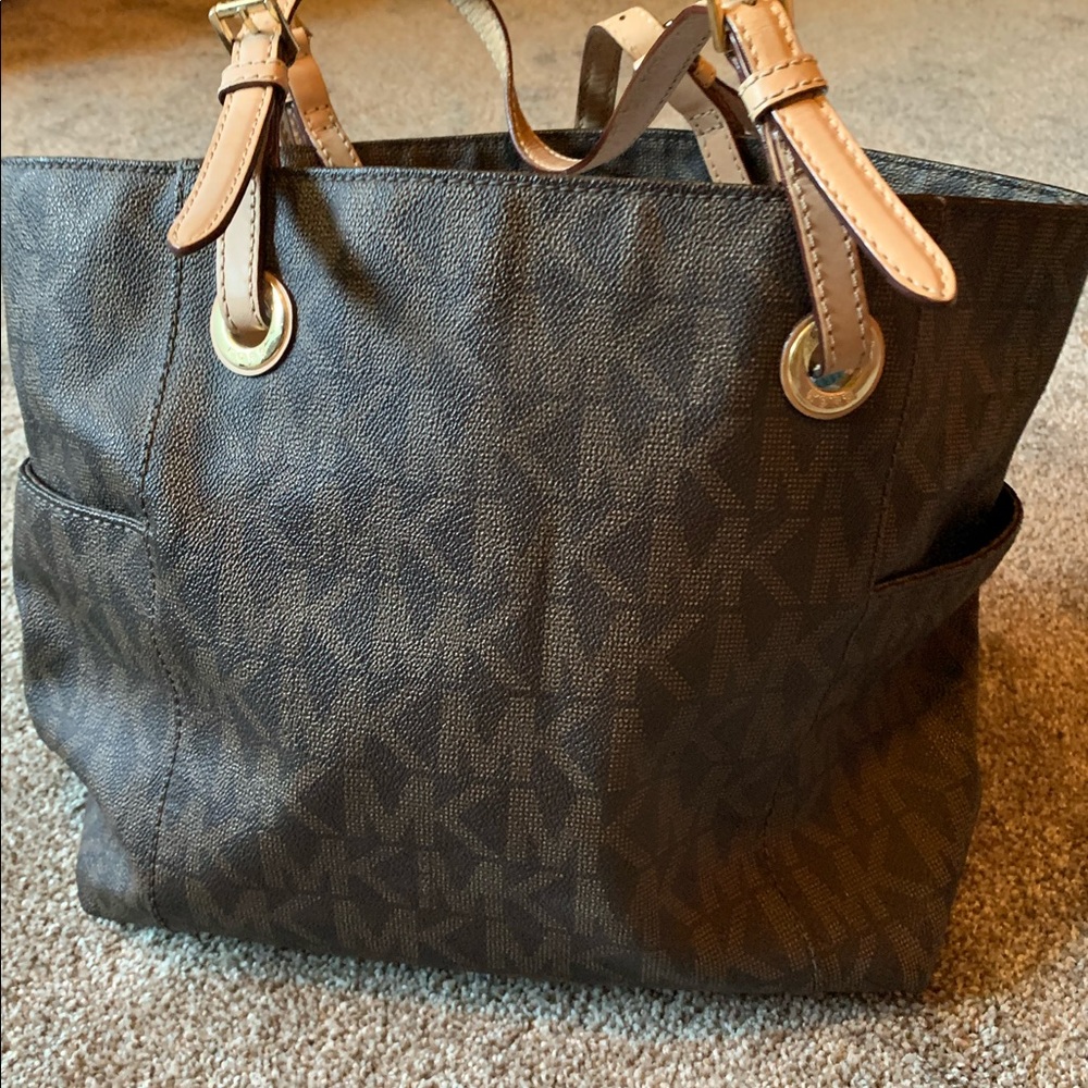 Michael Kors tote